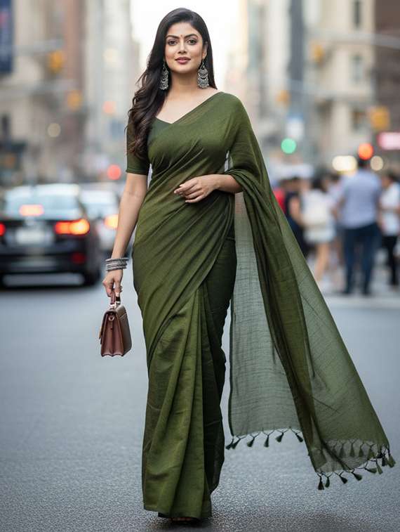 women solid handloom saree