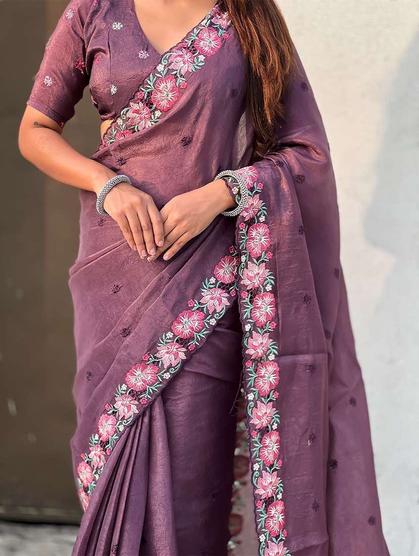 women solid with work embroidered saree with blouse - 22565512 -  Standard Image - 4