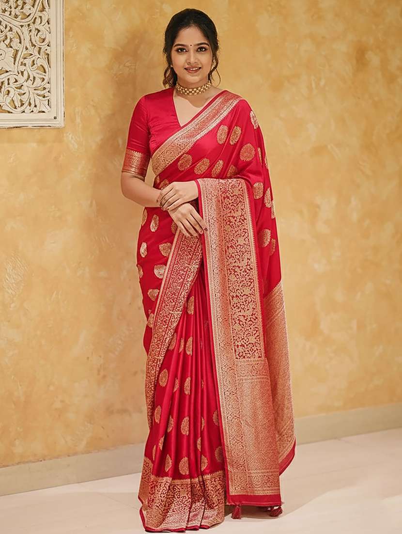 women self design banarasi saree