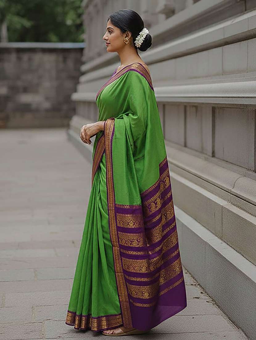 women solid with bordered saree with blouse - 22566325 -  Standard Image - 1