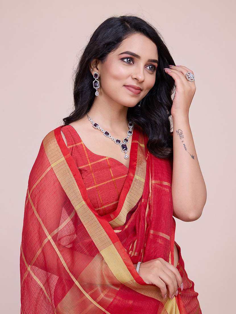 women checkered bordered saree - 22566347 -  Standard Image - 1