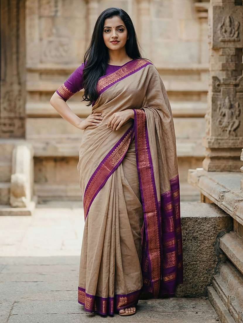 women solid with bordered saree with blouse