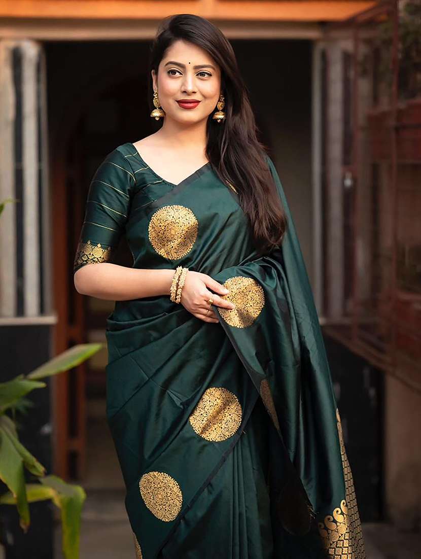 women self design banarasi saree with blouse - 22566501 -  Standard Image - 1