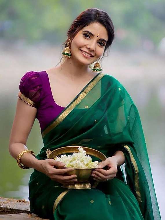 women self design southern silk saree with blouse - 22566694 -  Standard Image - 1