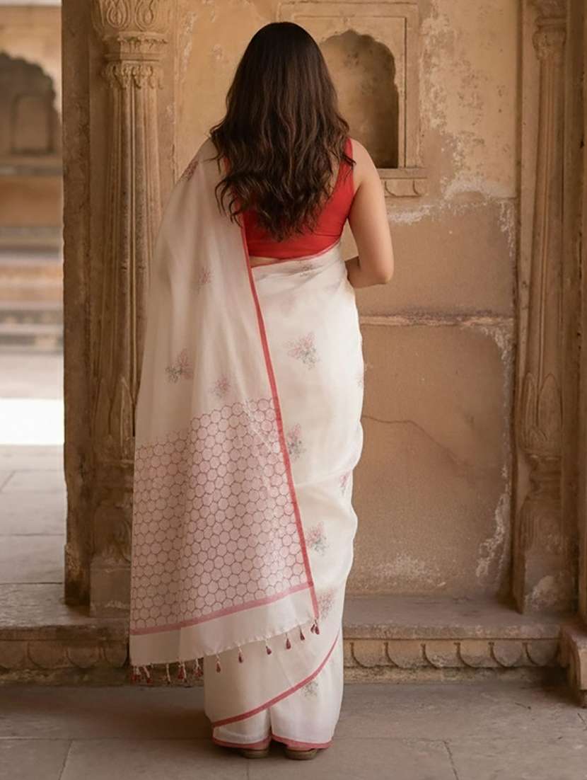 women printed casual wear saree - 22566770 -  Standard Image - 4