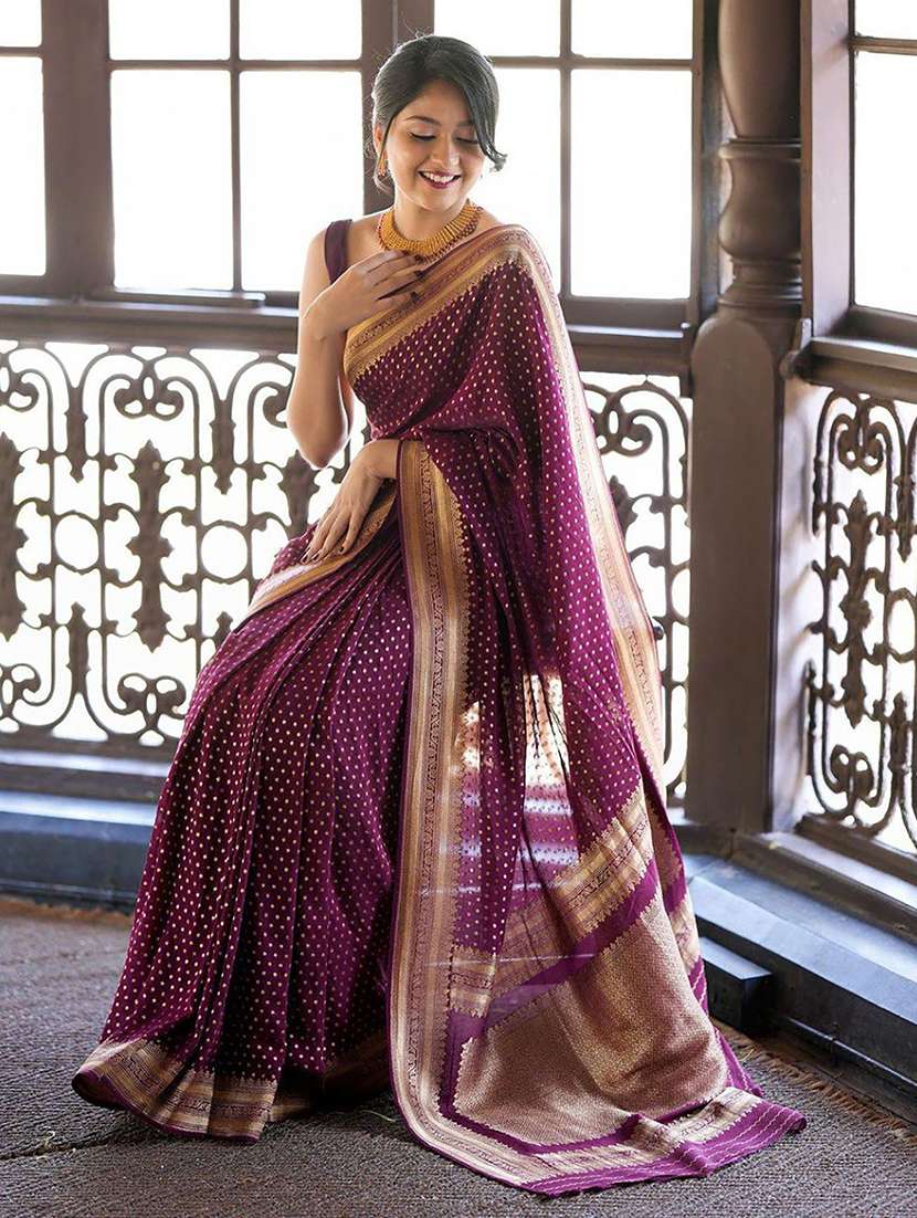 women self design banarasi saree with blouse - 22566826 -  Standard Image - 4