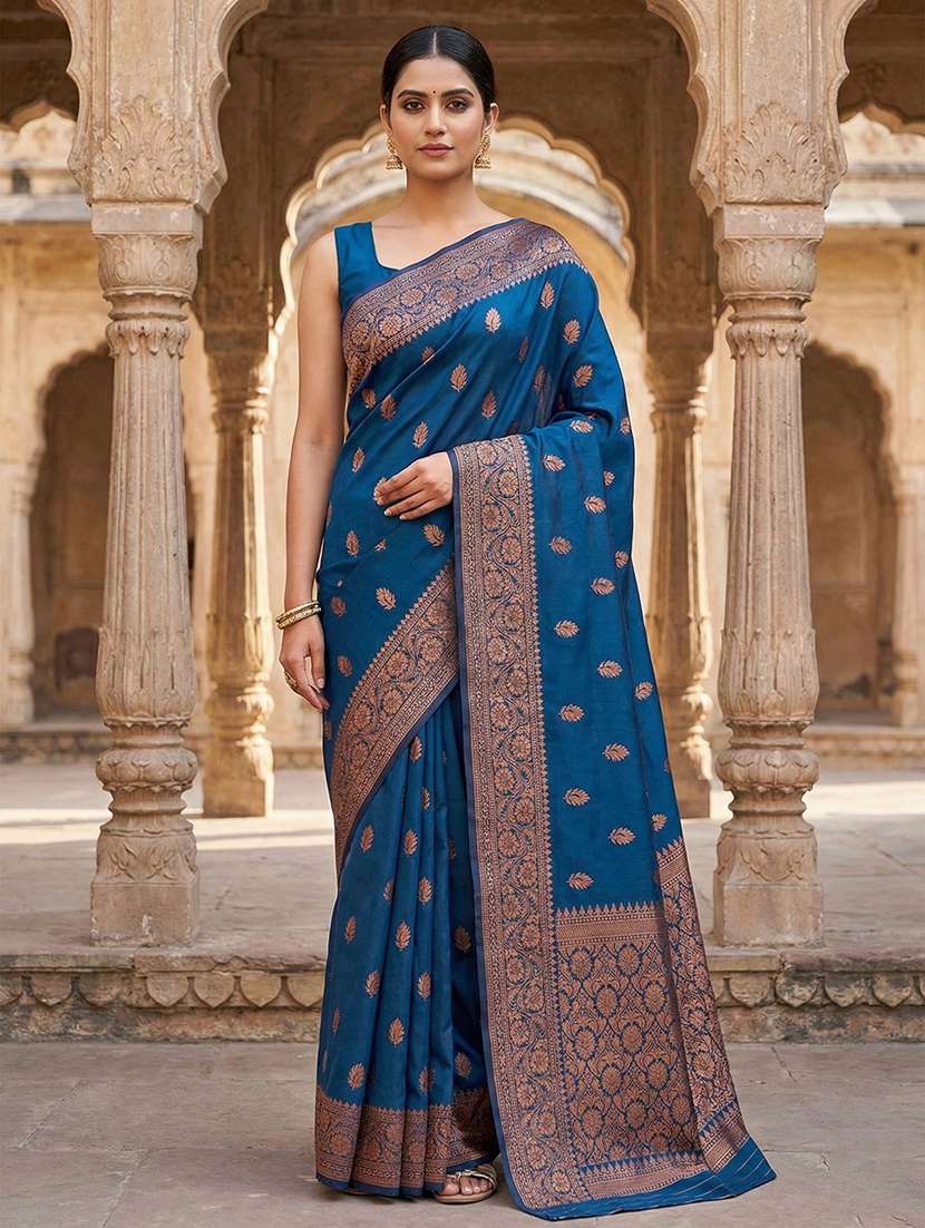 women self design banarasi saree