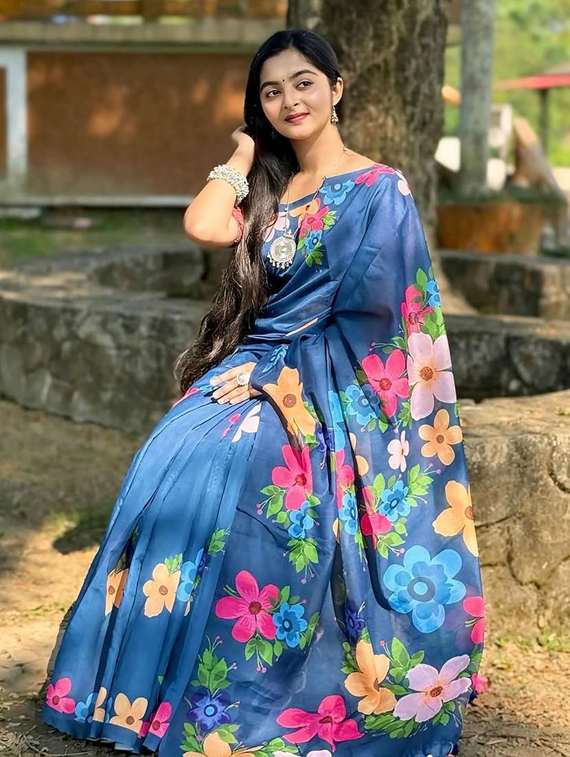 Women Printed Casual Wear Saree - 22566874 -  Standard Image - 4