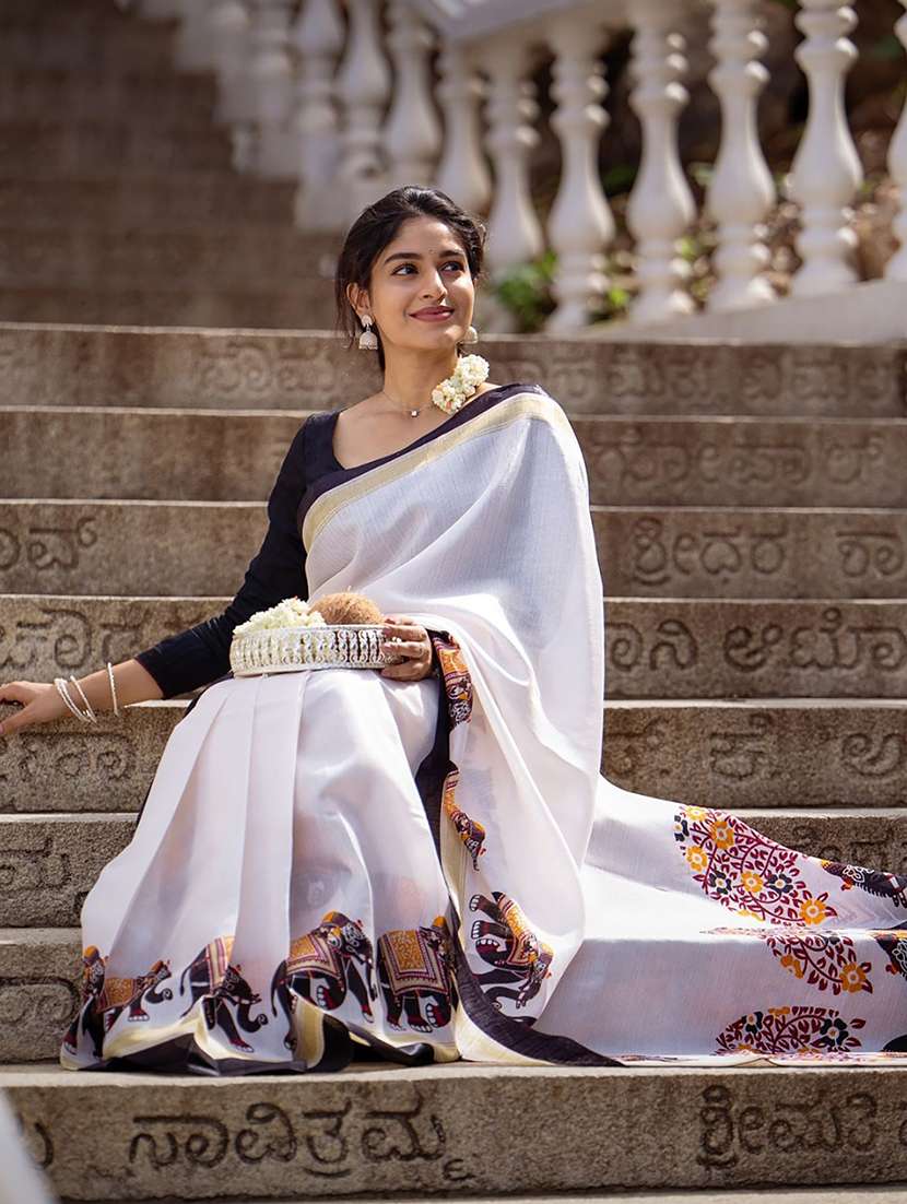 women solid with bordered saree with blouse - 22566926 -  Standard Image - 4
