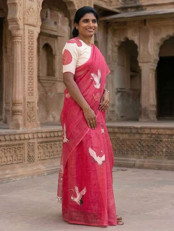 Women Printed Casual Wear Saree - 22566929 -  Standard Image - 1