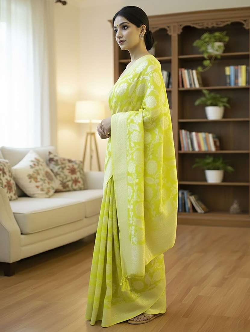 women self design banarasi saree with blouse - 22566936 -  Standard Image - 1