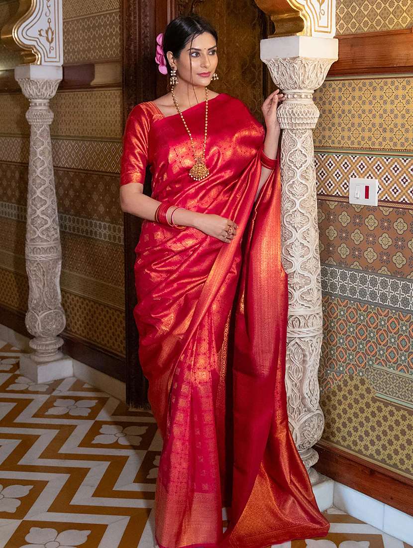 women self design banarasi saree