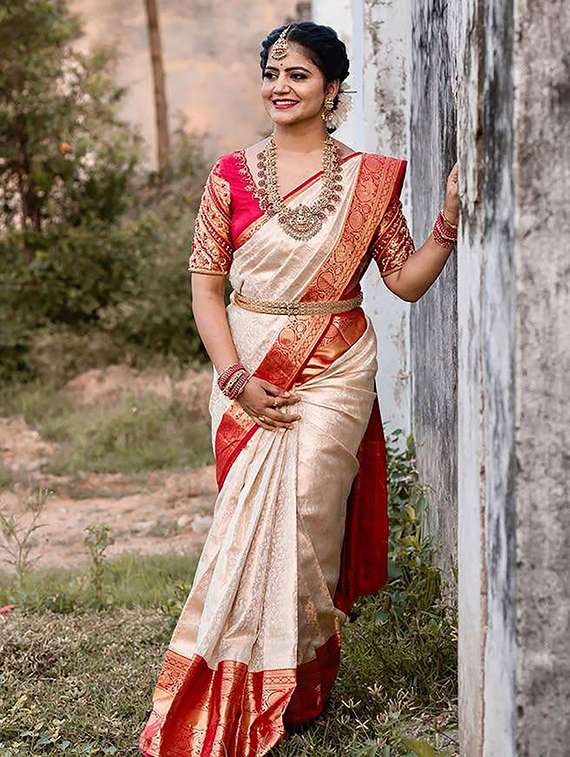 women self design kanjivaram saree with blouse - 22566968 -  Standard Image - 1