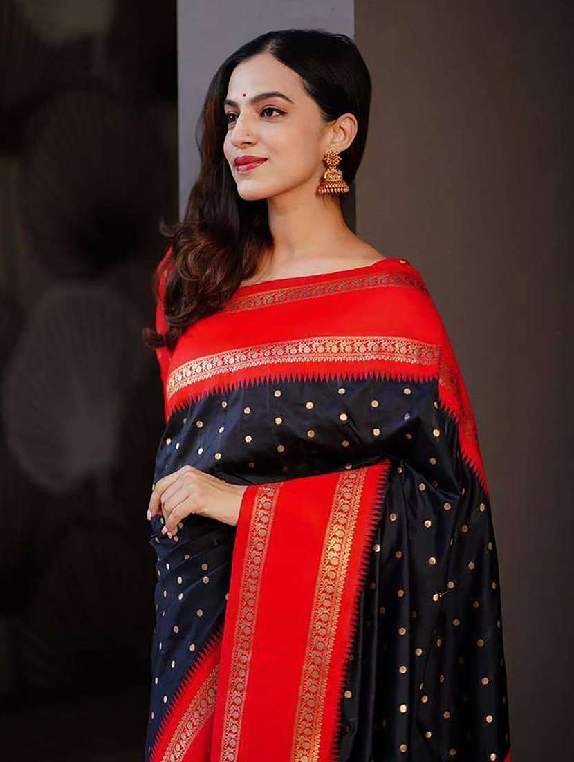 Women Self Design Banarasi Saree - 22567127 -  Standard Image - 1