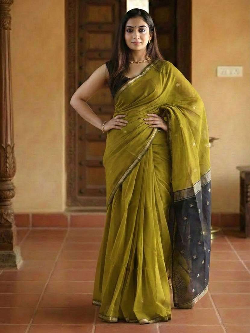 women self design southern silk saree with blouse - 22567138 -  Standard Image - 1