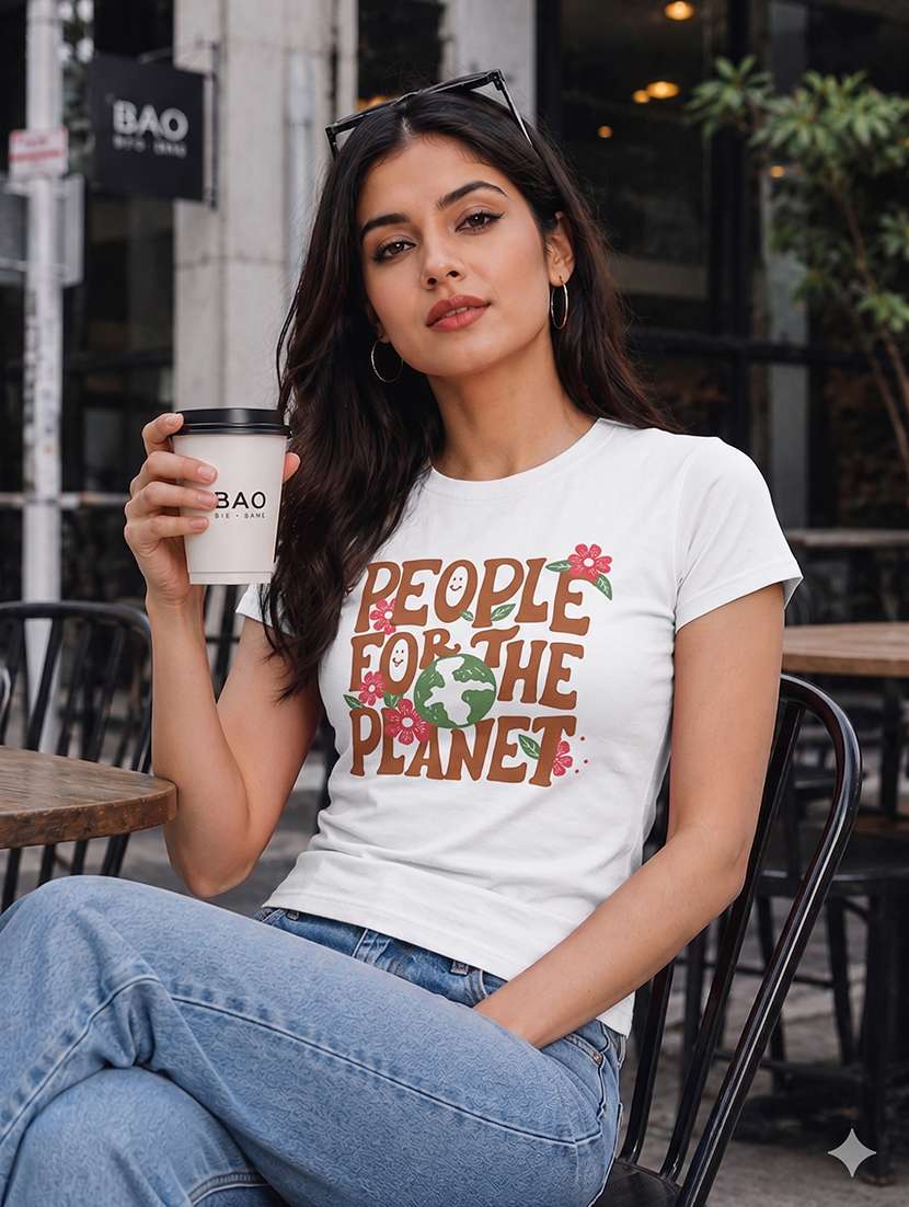 women printed short sleeves regular fit t-shirt