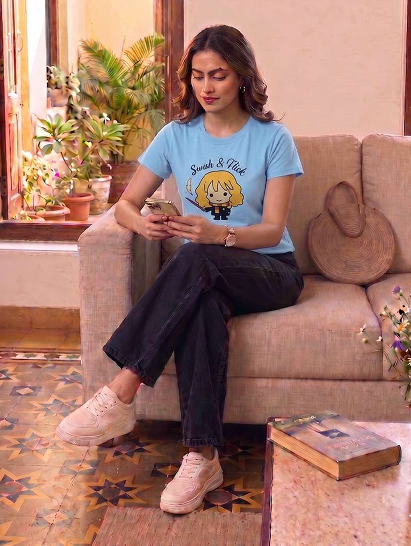 women printed short sleeves regular fit t-shirt - 22567503 -  Standard Image - 4