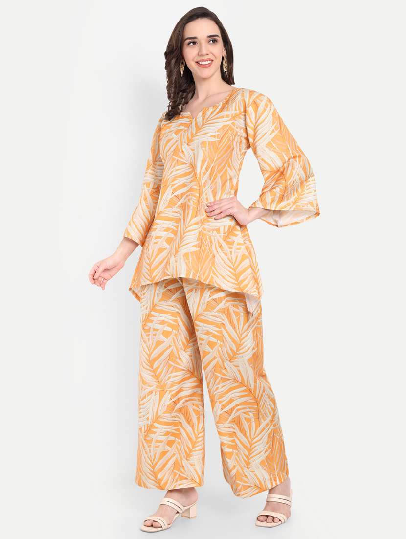 Women Printed Three Quarter Sleeves Ethnic Co-ord Set - 22567539 -  Standard Image - 4