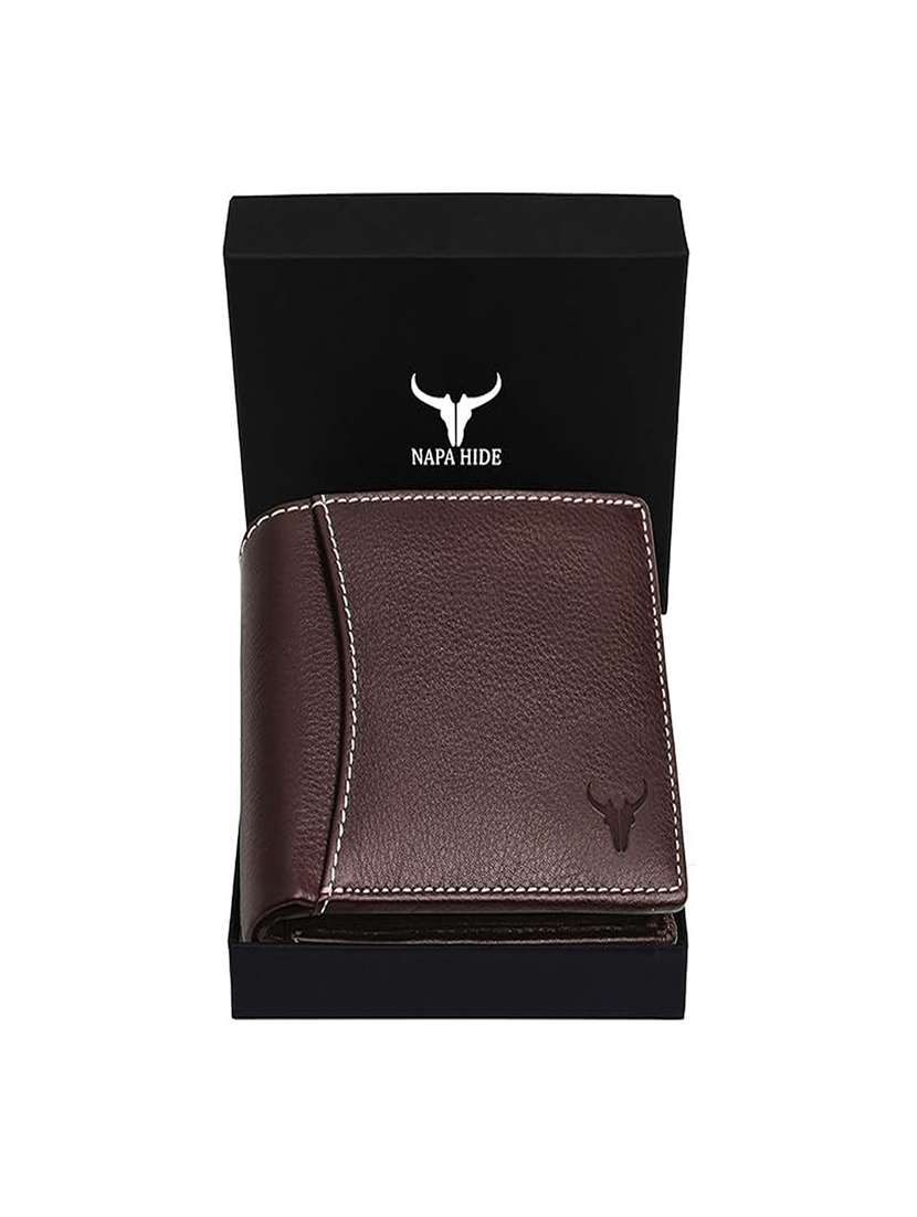 Brown Leather Wallet With Snap Button Closure - 22567776 -  Standard Image - 4