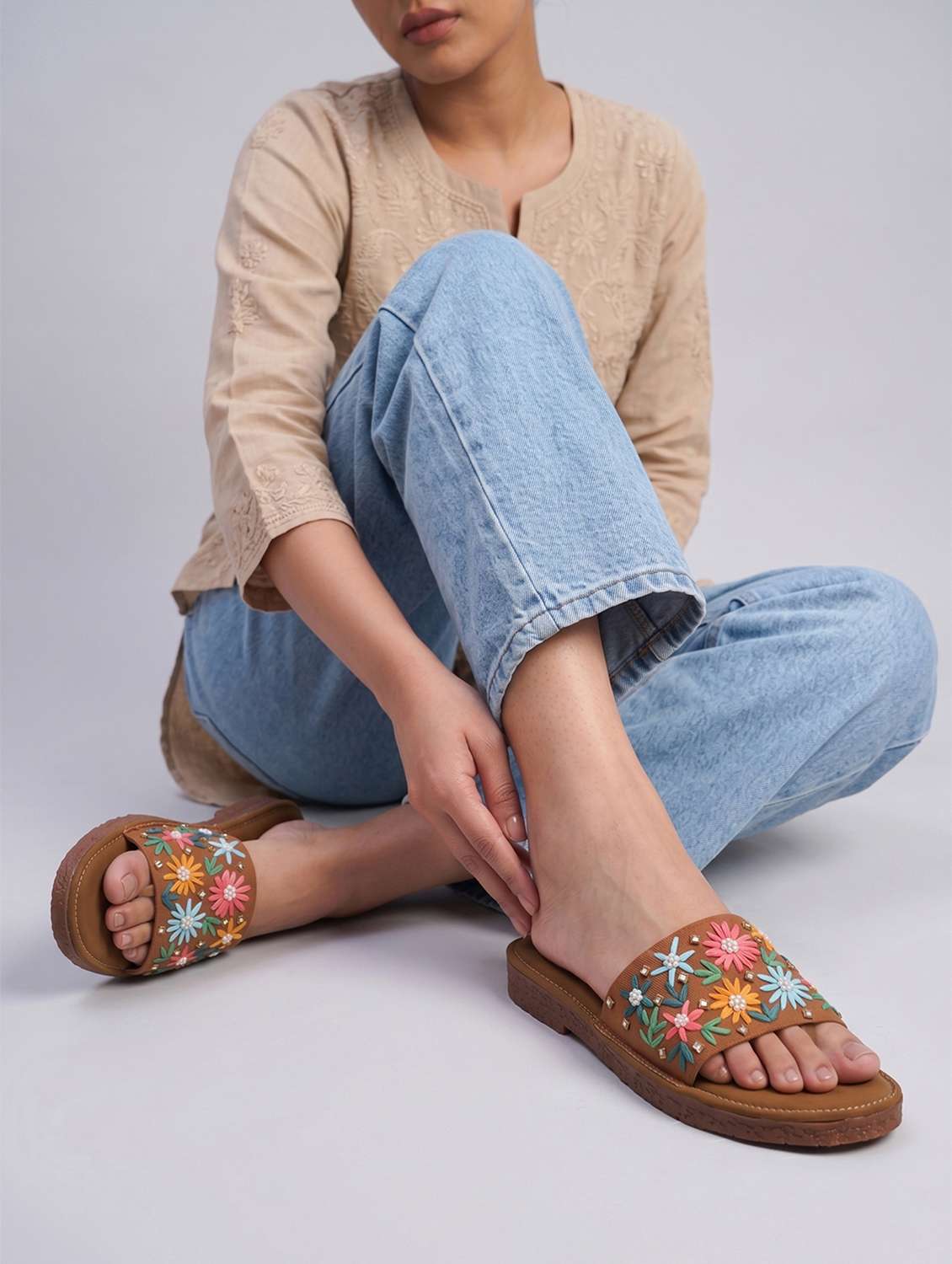 women embroidered toe separator flats - 22567791 -  Standard Image - 4