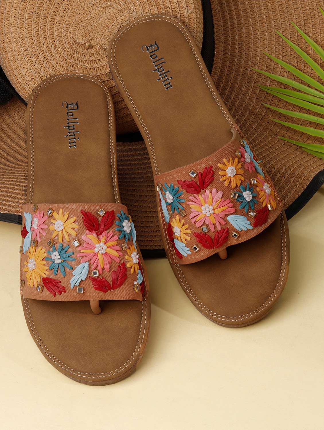 women embroidered toe separator flats