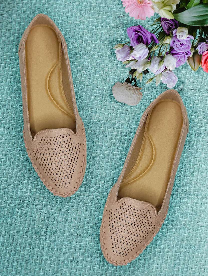 Women Cutwork Slip On Ballerina - 22568214 -  Standard Image - 1
