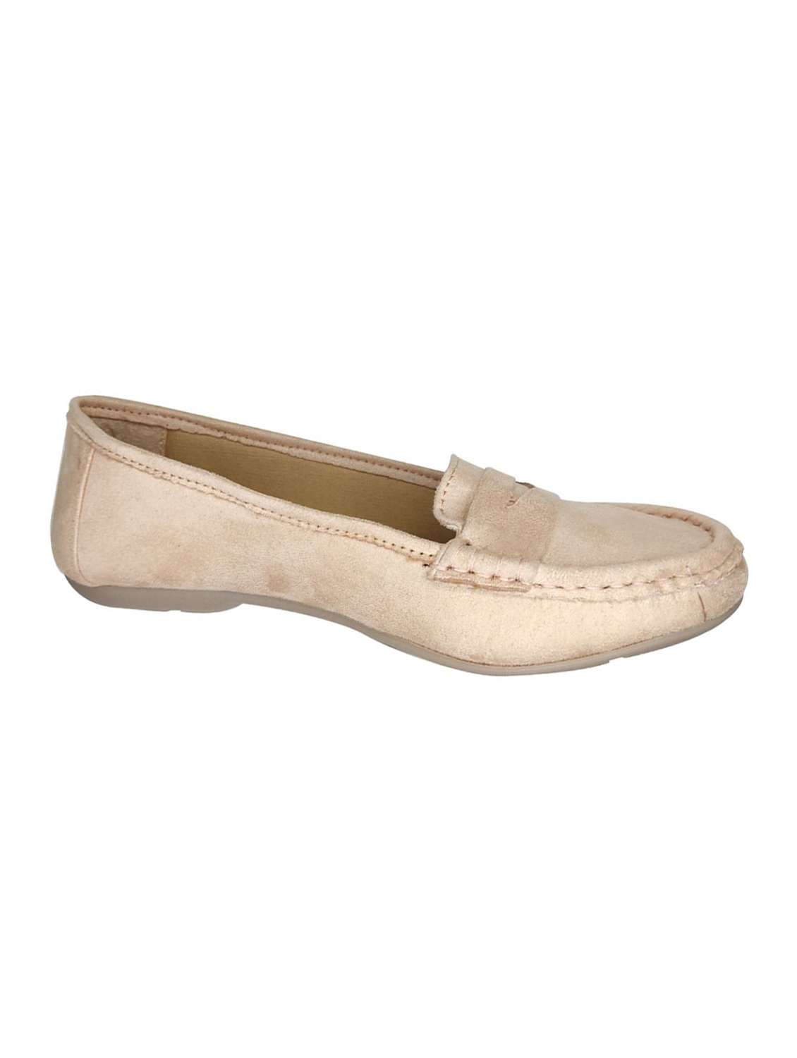 women cutwork slip on loafer