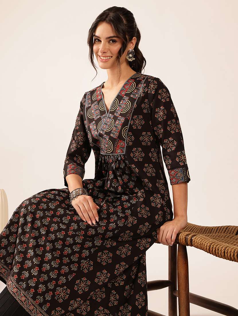 women printed three quarter sleeves a-line kurta - 22569507 -  Standard Image - 1