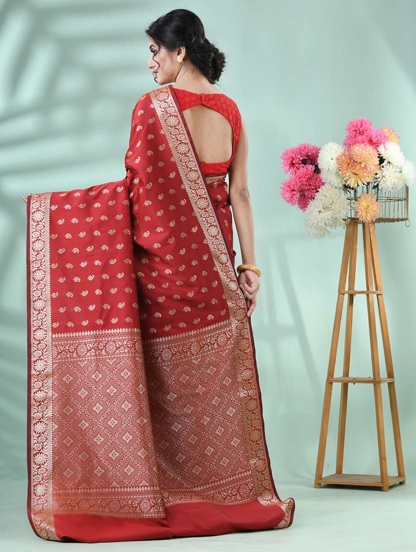 women self design banarasi saree with blouse - 22569686 -  Standard Image - 4
