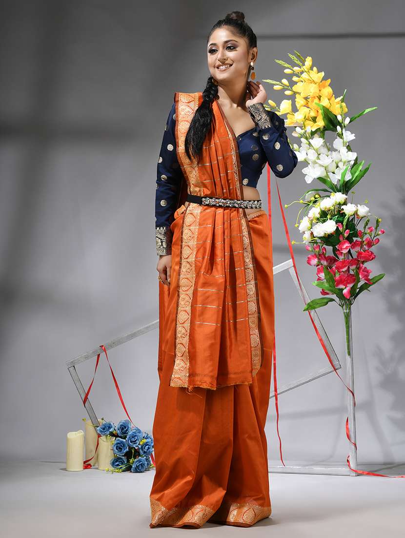 women solid with bordered saree with blouse - 22569690 -  Standard Image - 4