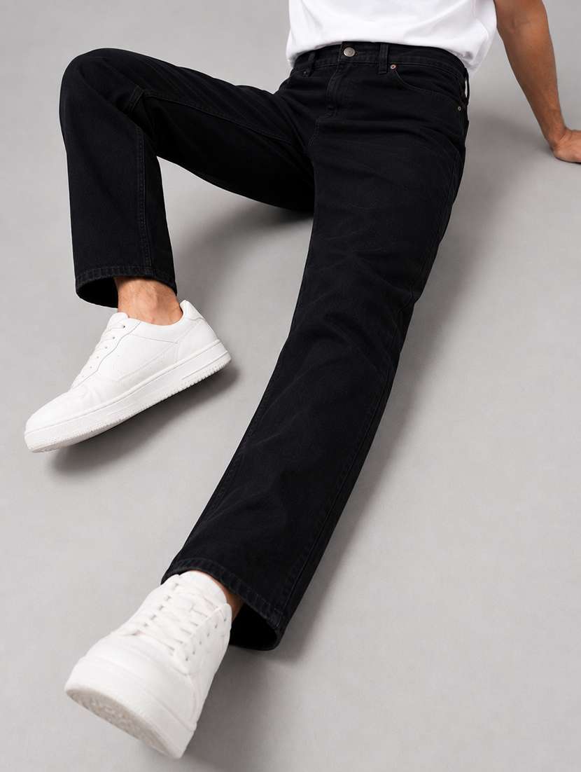 men solid mid rise straight jeans - 22569920 -  Standard Image - 4