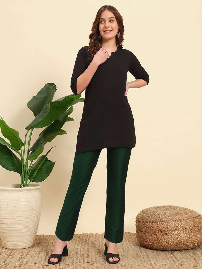 women solid mid rise straight pant - 22570406 -  Standard Image - 4