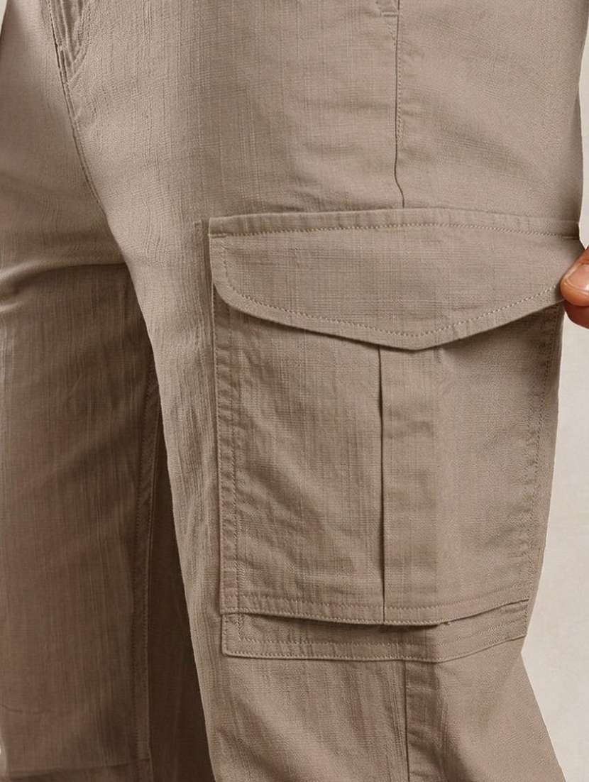 men solid mid rise regular fit cargo pant - 22570477 -  Standard Image - 1