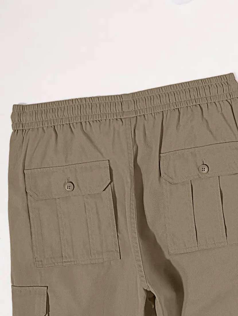 men solid mid rise relaxed fit cargo pant - 22570599 -  Standard Image - 4