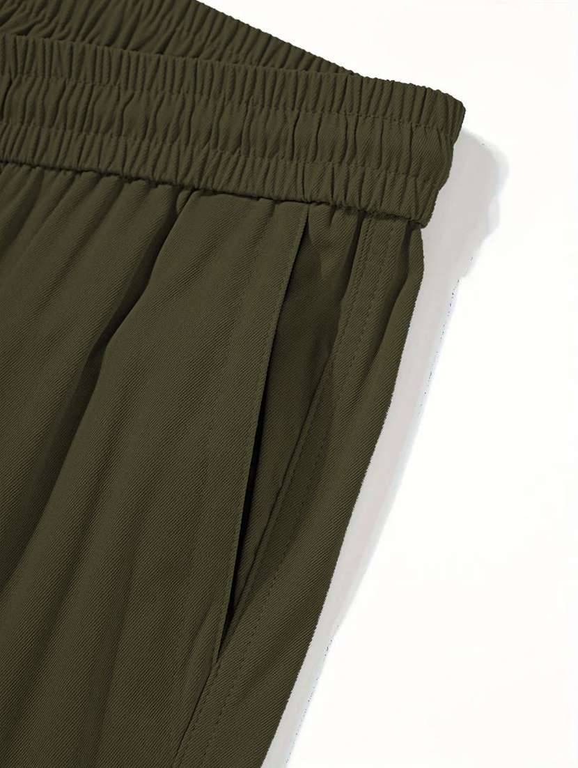 men solid mid rise relaxed fit cargo pant - 22570612 -  Standard Image - 4