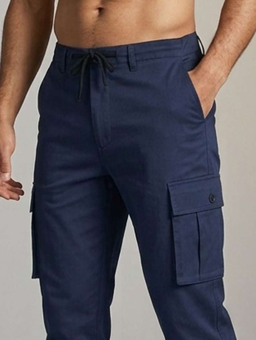 Men Solid Mid Rise Regular Fit Cargo Pant - 22570623 -  Standard Image - 1