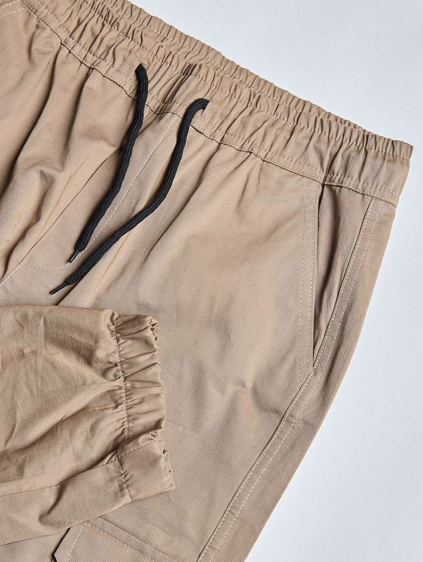 men solid mid rise regular fit jogger - 22570639 -  Standard Image - 1