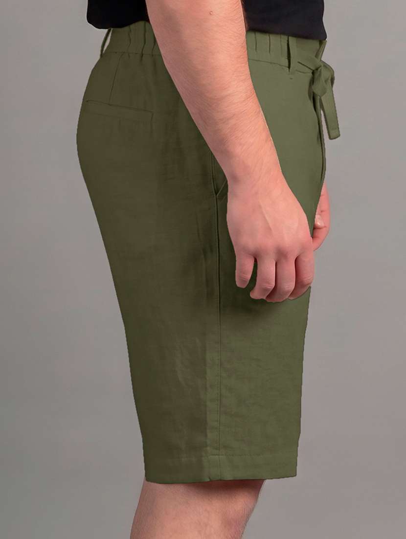 men solid mid rise regular fit shorts - 22570739 -  Standard Image - 1
