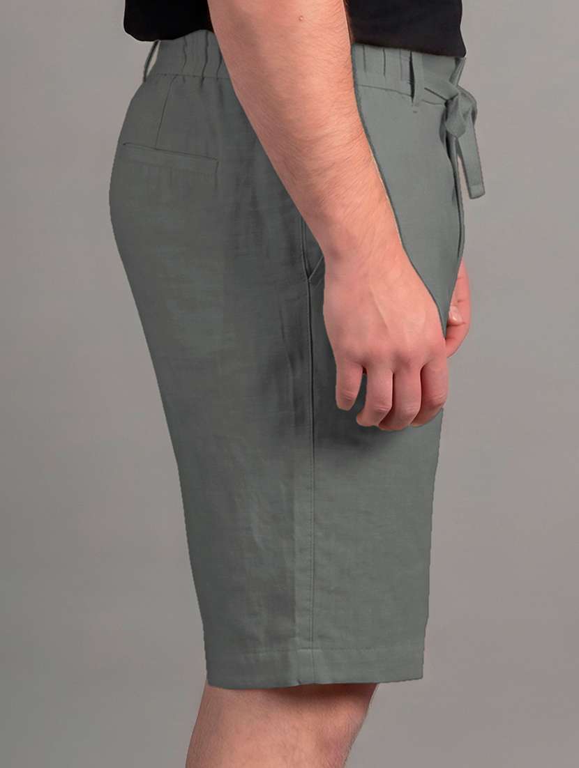 men solid mid rise regular fit shorts - 22570750 -  Standard Image - 1