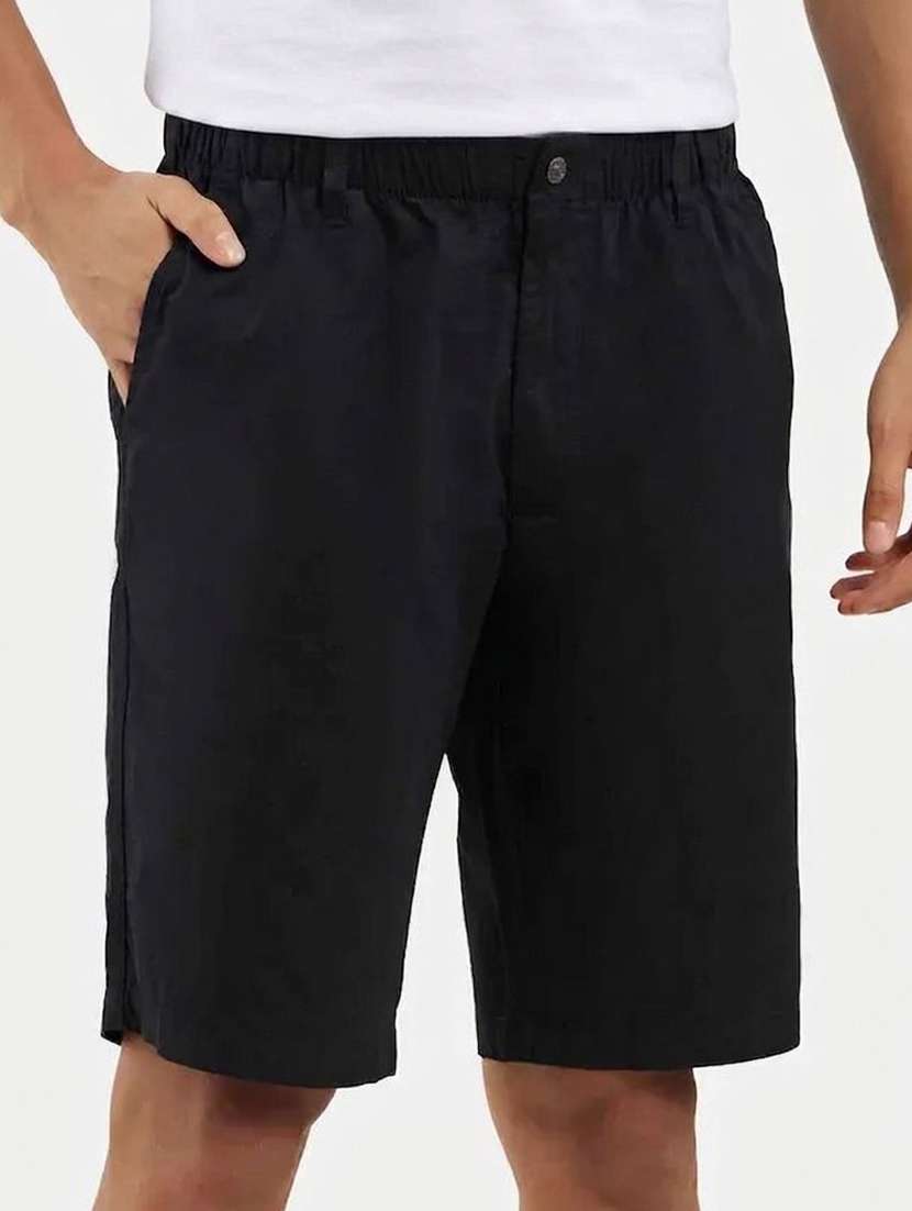 men solid mid rise regular fit shorts - 22570755 -  Standard Image - 1
