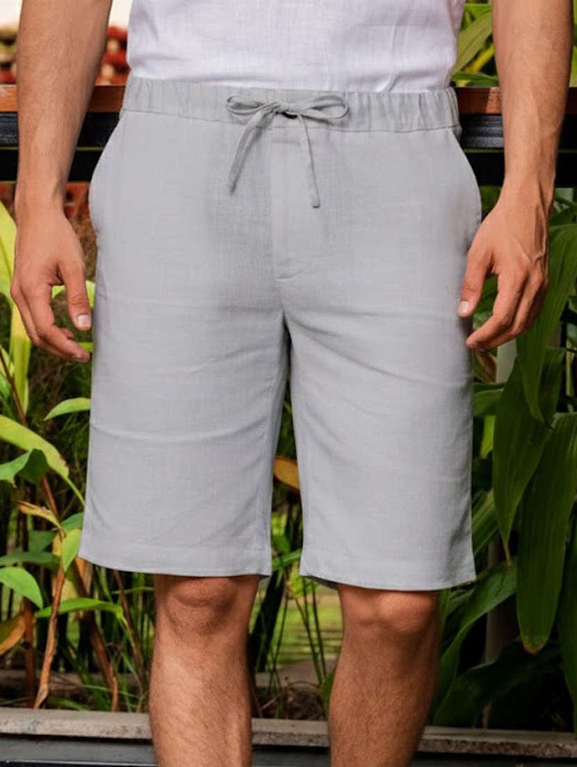 men solid mid rise regular fit shorts - 22570770 -  Standard Image - 1