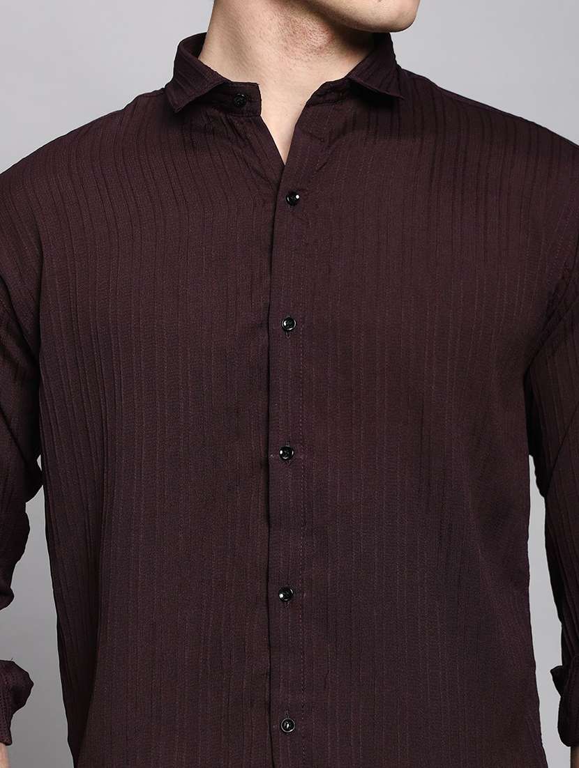 men textured long sleeves casual shirt - 22570953 -  Standard Image - 1