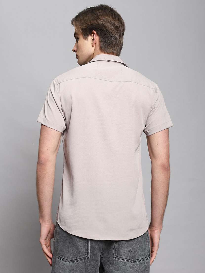 men textured short sleeves casual shirt - 22570959 -  Standard Image - 4