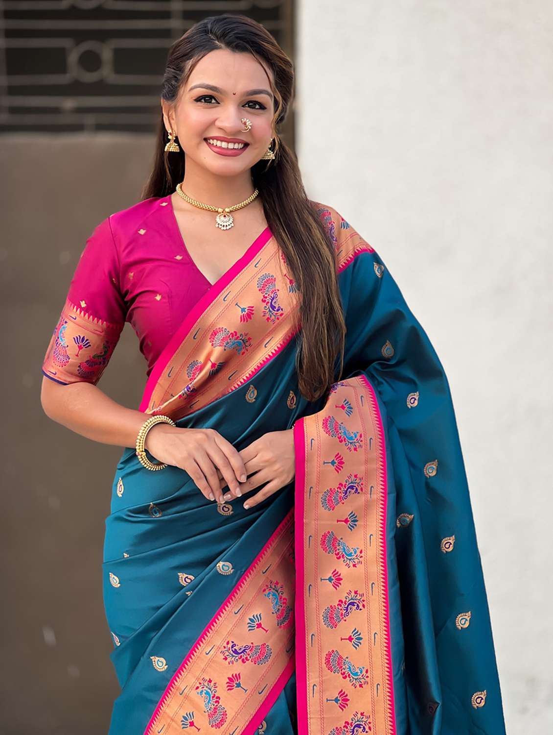 women self design paithani saree with blouse - 22571283 -  Standard Image - 1