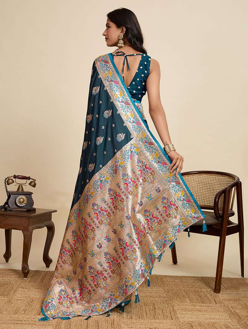women self design paithani saree with blouse - 22571394 -  Standard Image - 4
