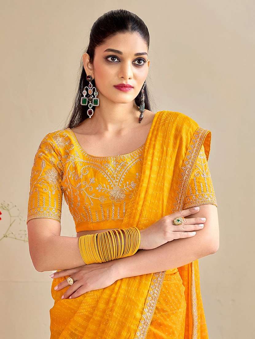 women bandhani printed saree with blouse - 22571509 -  Standard Image - 1