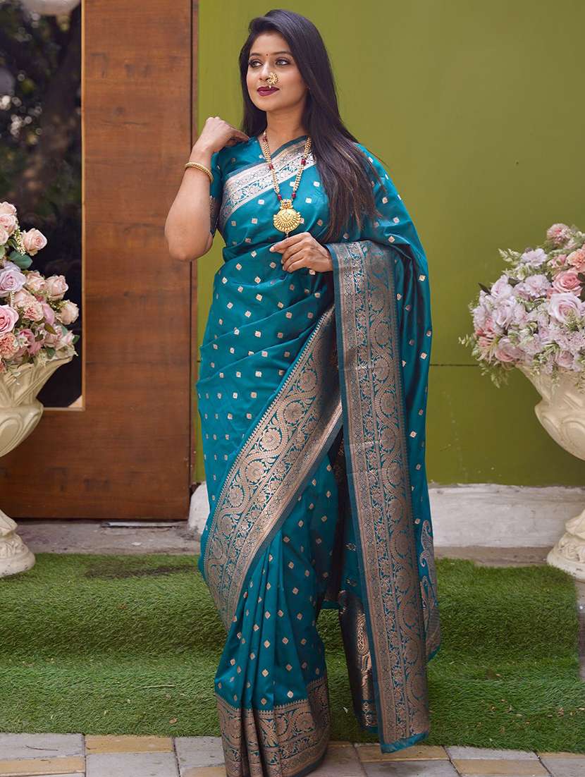 women self design banarasi saree with blouse - 22571626 -  Standard Image - 1