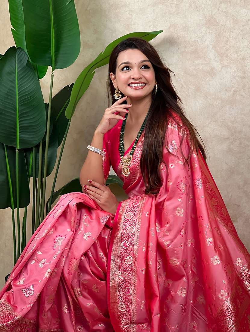women self design banarasi saree with blouse - 22571650 -  Standard Image - 1