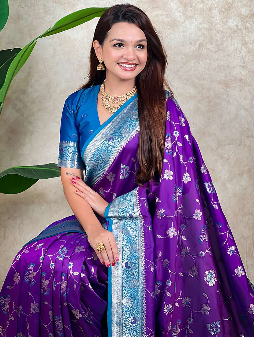 women self design banarasi saree with blouse - 22571659 -  Standard Image - 1