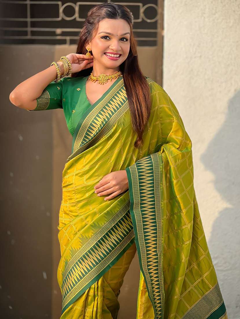 women checkered bordered saree with blouse - 22571702 -  Standard Image - 1